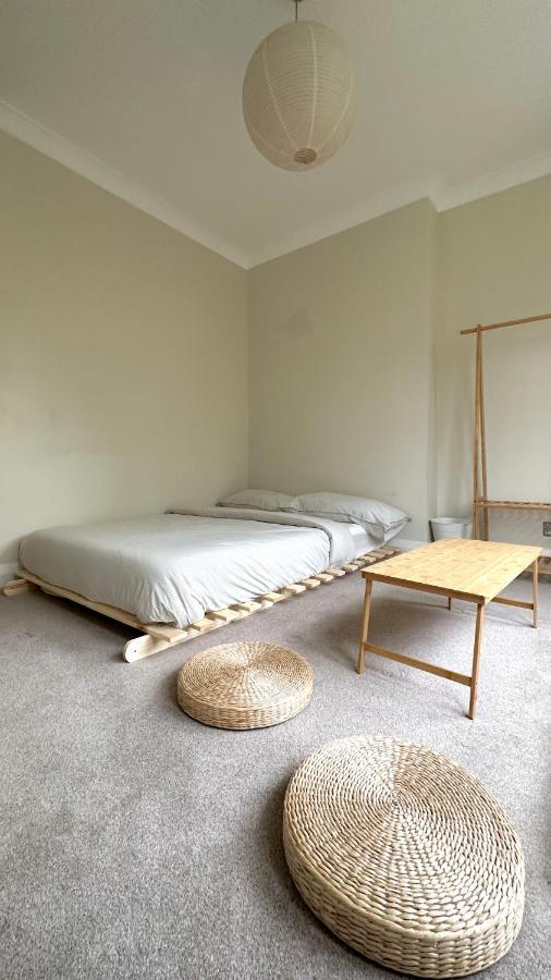 Cosy 3 Bedroom Flat Nearby Willsden * Londres